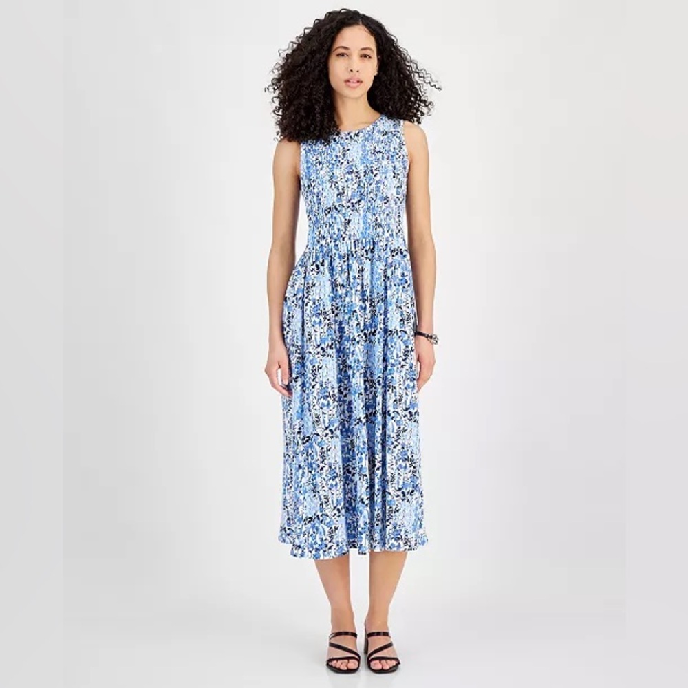 Tommy Hilfiger
Women's Floral Print Smocked Sleeveless Midi Dress